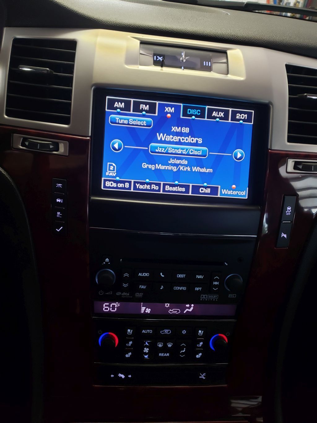 Used 2013 Cadillac Escalade Premium AWD/4WD image 14