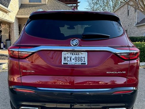 Used 2018 Buick Enclave Premium w/ Trailering Package image 5