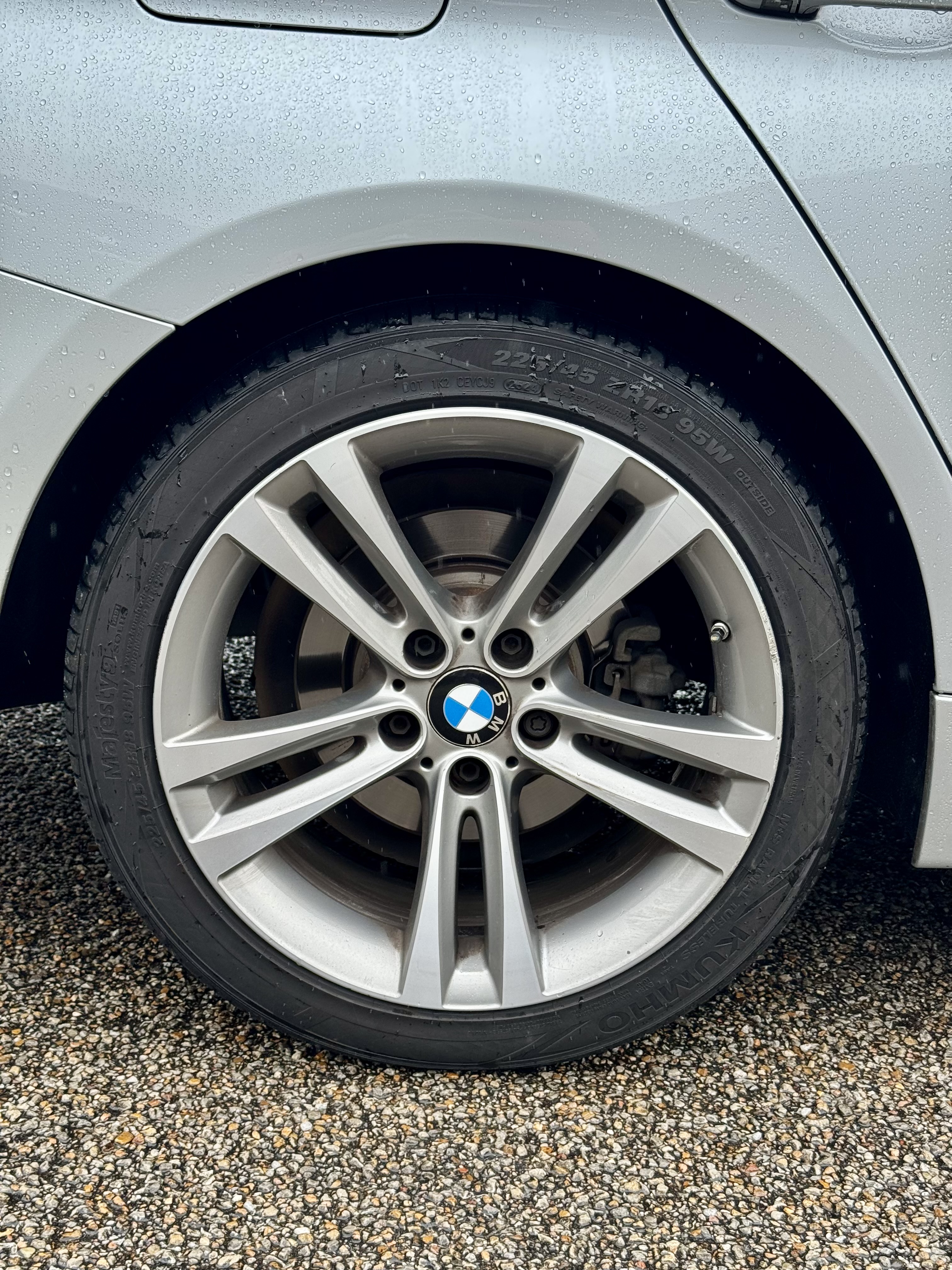Used 2017 BMW 330i Sedan RWD image 13