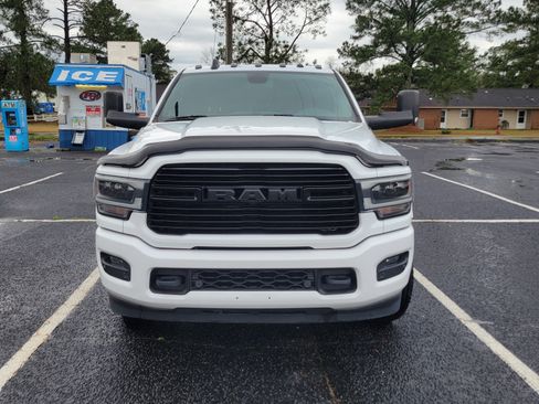 Used 2020 RAM 3500 Laramie w/ Night Edition image 9