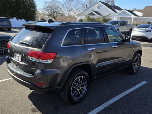 Used 2019 Jeep Grand Cherokee Limited image 9