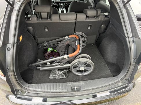 Used 2022 Honda HR-V Sport image 13