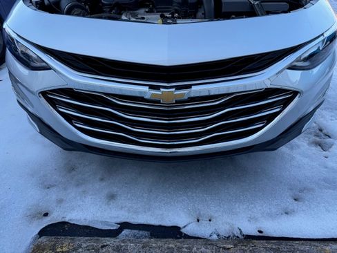 Used 2022 Chevrolet Malibu LT image 1