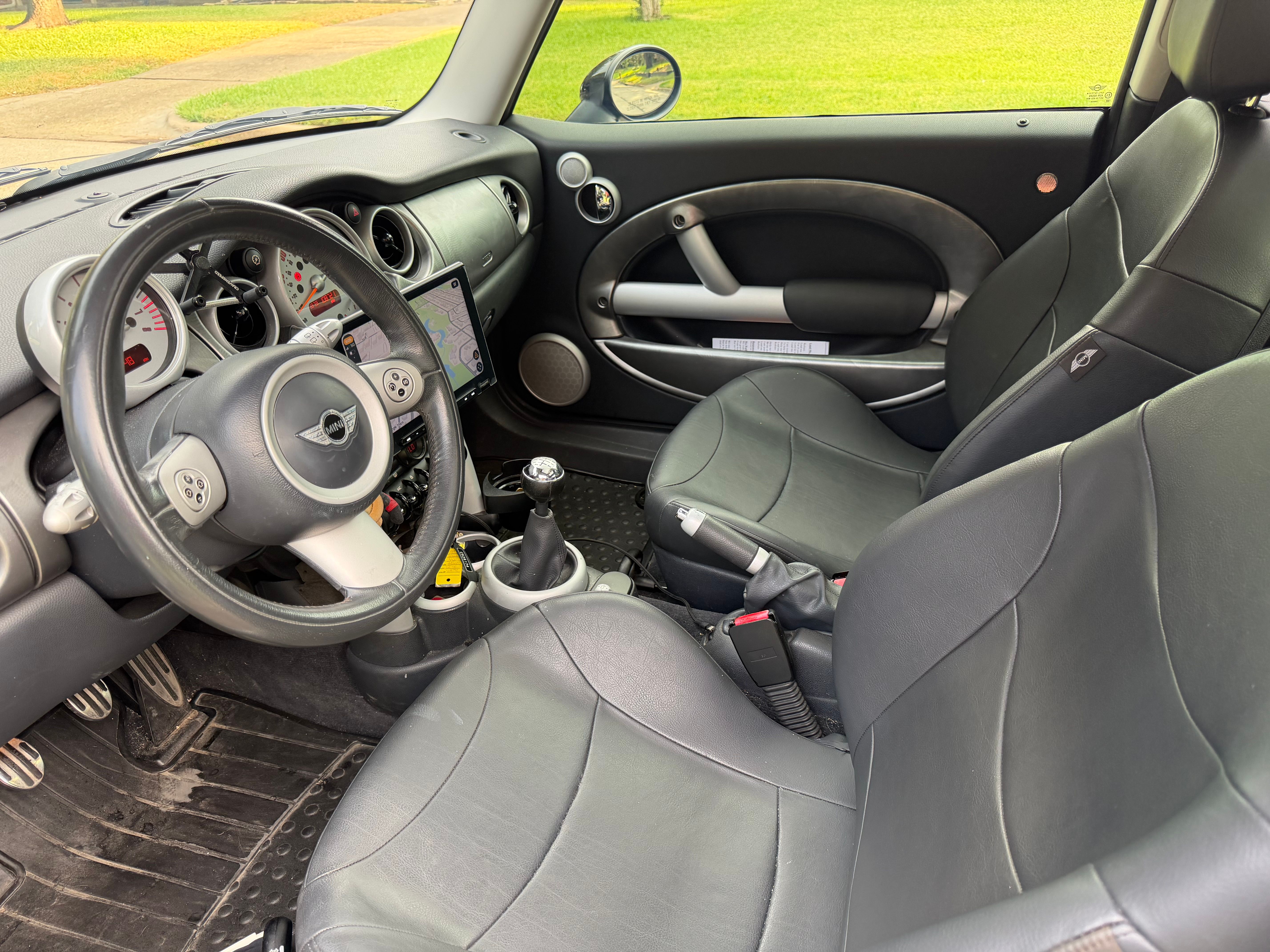 Used 2004 MINI Cooper S FWD image 13