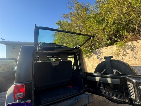 Used 2010 Jeep Wrangler Sport AWD/4WD image 9