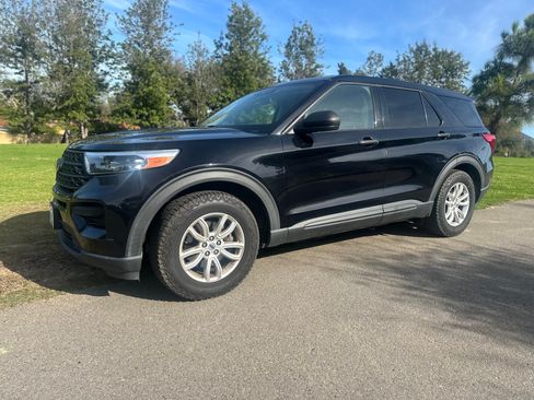 Used 2021 Ford Explorer 2WD image 1