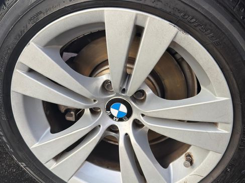 Used 2010 BMW 528i Sedan image 17