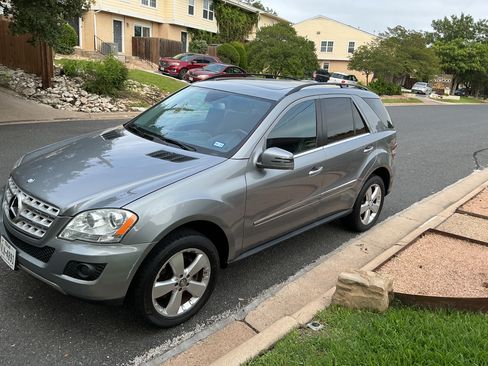 Used 2011 Mercedes-Benz ML 350 4MATIC image 6