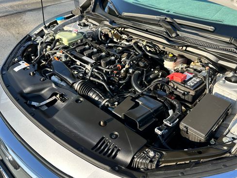Used 2016 Honda Civic Touring image 20