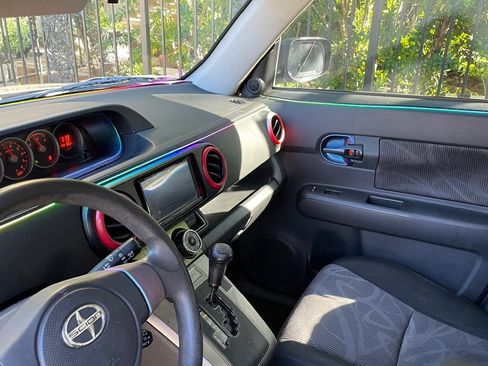 Used 2013 Scion xB image 12