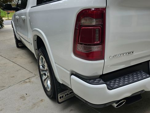Used 2023 RAM 1500 Limited image 11