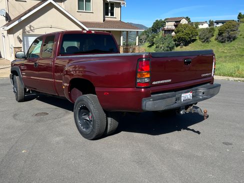 Used 2003 Chevrolet Silverado 3500 LT image 4