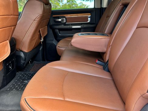 Used 2018 RAM 2500 Longhorn image 15