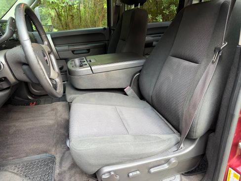 Used 2014 GMC Sierra 2500 SLE w/ SLE Preferred Package AWD/4WD image 20
