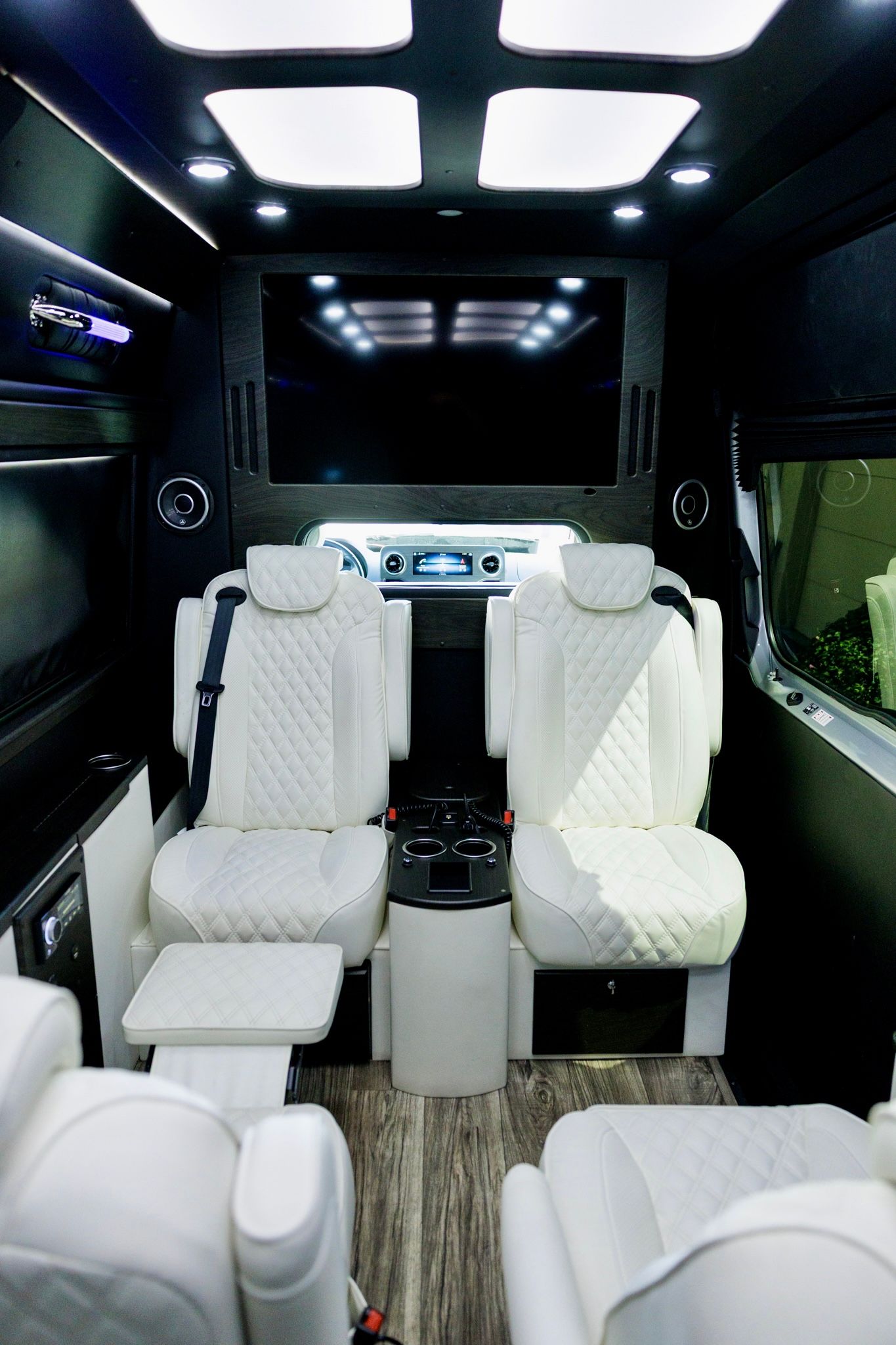 Used 2022 Mercedes-Benz Sprinter 3500 image 18