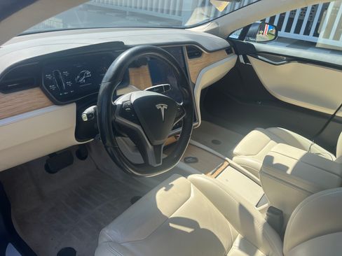 Used 2018 Tesla Model S 100D image 10