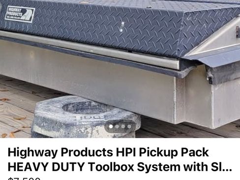 Used 2018 Chevrolet Silverado 2500 LT w/ LT Convenience Package image 14