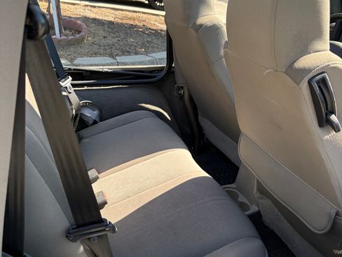 Used 2004 Jeep Wrangler Sahara w/ Dual Top Group image 12