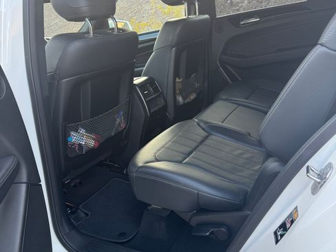 Used 2019 Mercedes-Benz GLS 450 4MATIC image 11