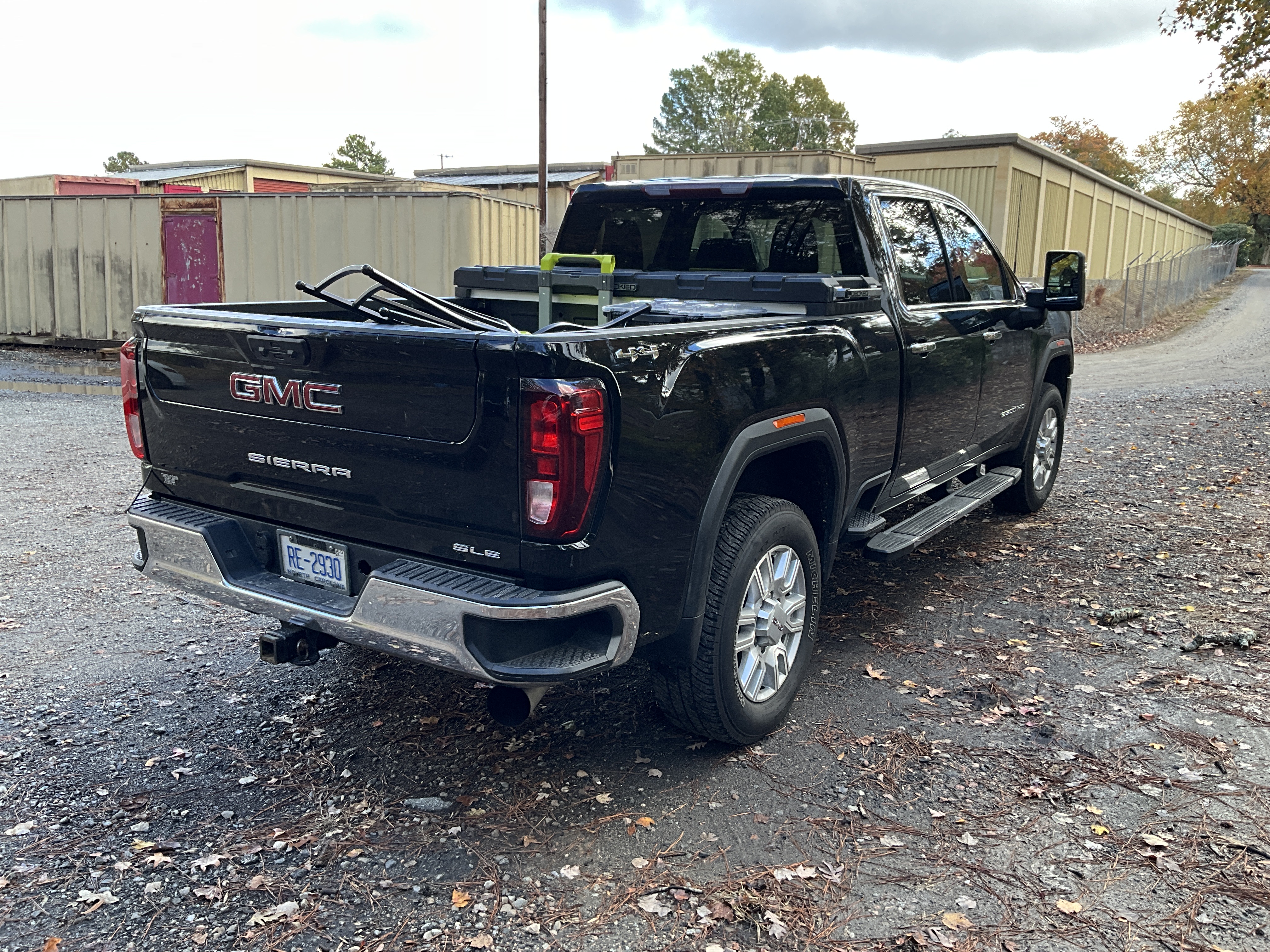 Used 2022 GMC Sierra 2500 SLE w/ SLE Value Package; AWD/4WD image 4