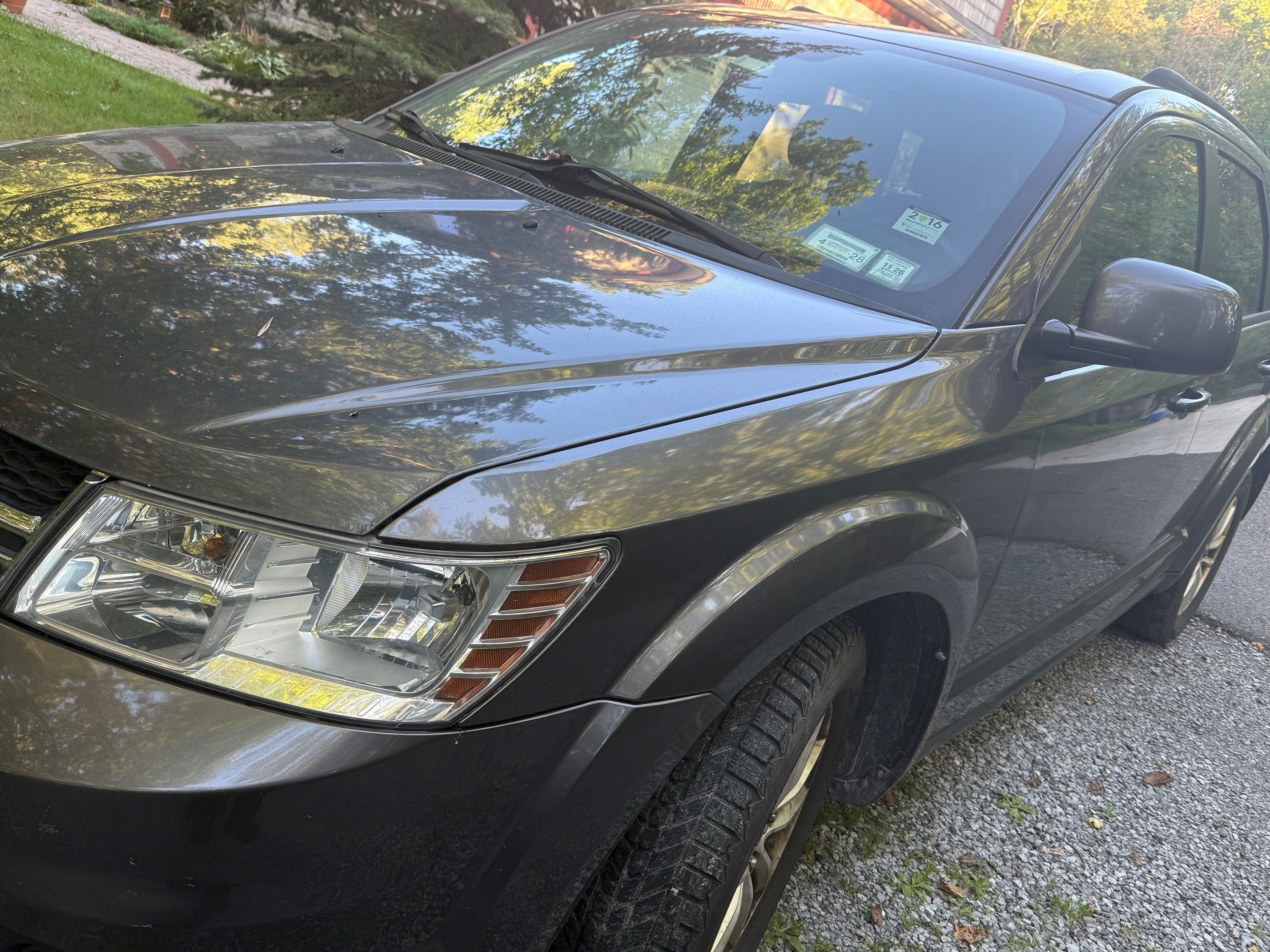 Used 2015 Dodge Journey SXT w/ Flexible Seating Group AWD/4WD image 2