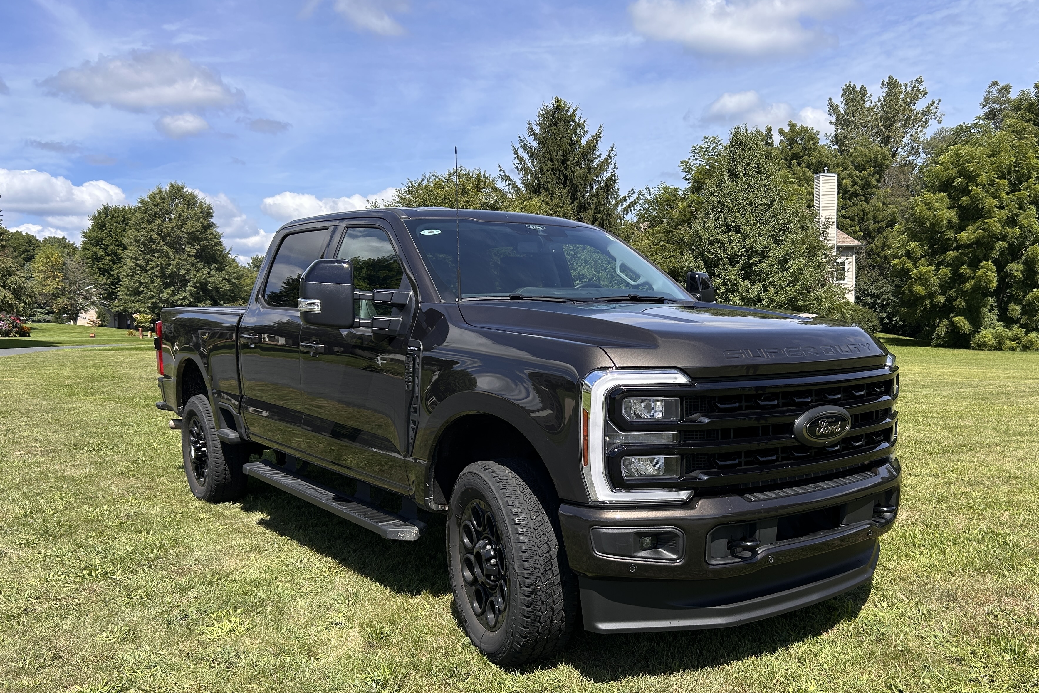 Used 2024 Ford F350 Lariat w/ Lariat Ultimate Package AWD/4WD image 2