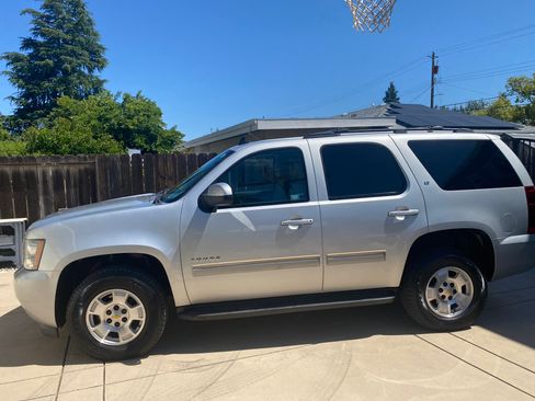 Used 2014 Chevrolet Tahoe LT AWD/4WD image 16