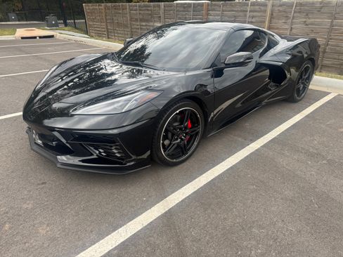 Used 2024 Chevrolet Corvette Stingray Premium Cpe w/ LPO, Roadside Safety Package image 2