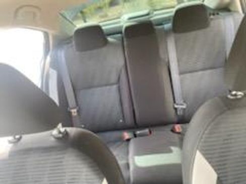 Used 2021 Nissan Versa SV image 9