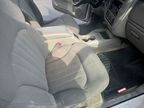 Used 2004 Chevrolet Blazer LS w/ Preferred Equipment Group image 9