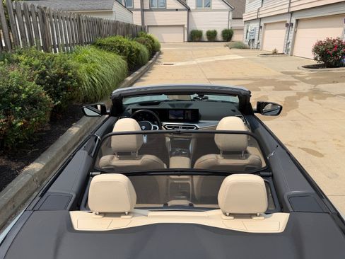 Used 2024 BMW 430i xDrive Convertible w/ M Sport Package AWD/4WD image 8