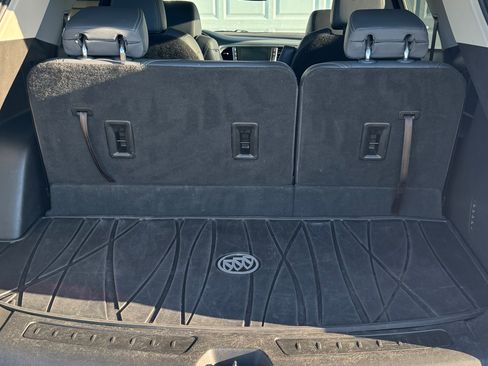 Used 2019 Buick Enclave Essence w/ Trailering Package, 5000 lbs. AWD/4WD image 10