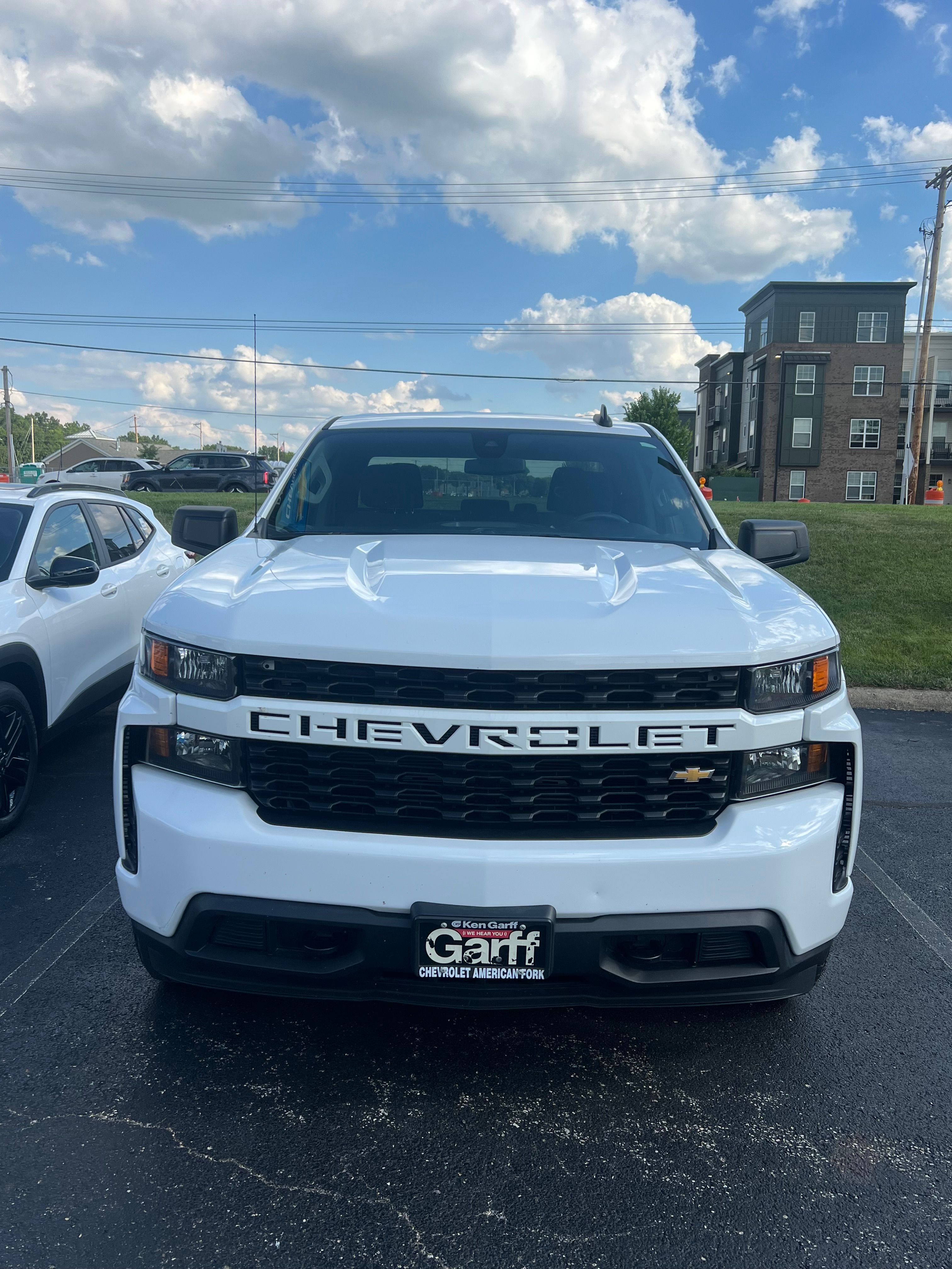 Used 2022 Chevrolet Silverado 1500 Custom w/ Safety Confidence Package AWD/4WD image 1