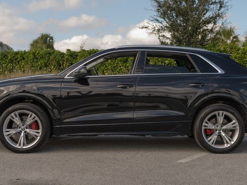 Used 2019 Audi Q8 Premium Plus w/ Premium Plus image 6