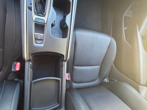 Used 2019 Honda Accord LX image 10