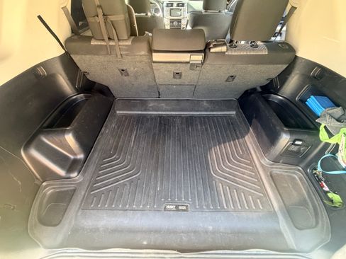 Used 2019 Toyota 4Runner SR5 AWD/4WD image 14