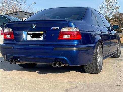 Used 2001 BMW M5 image 2