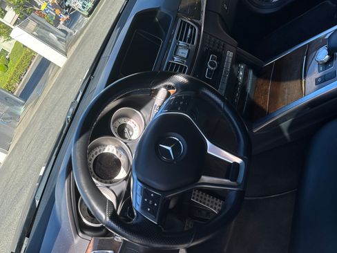 Used 2014 Mercedes-Benz E 350 4MATIC Sedan image 13