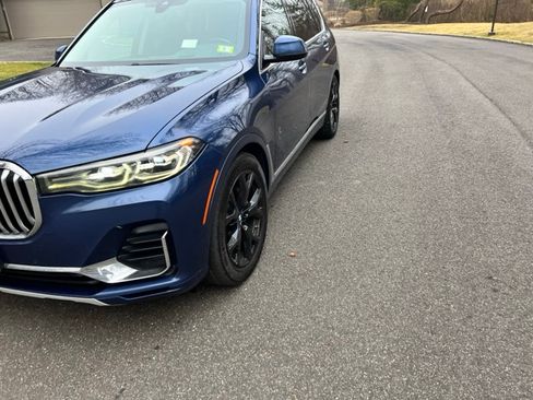 Used 2021 BMW X7 xDrive40i image 2