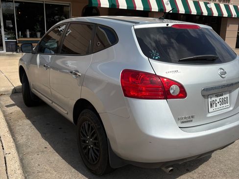 Used 2015 Nissan Rogue S AWD/4WD image 17