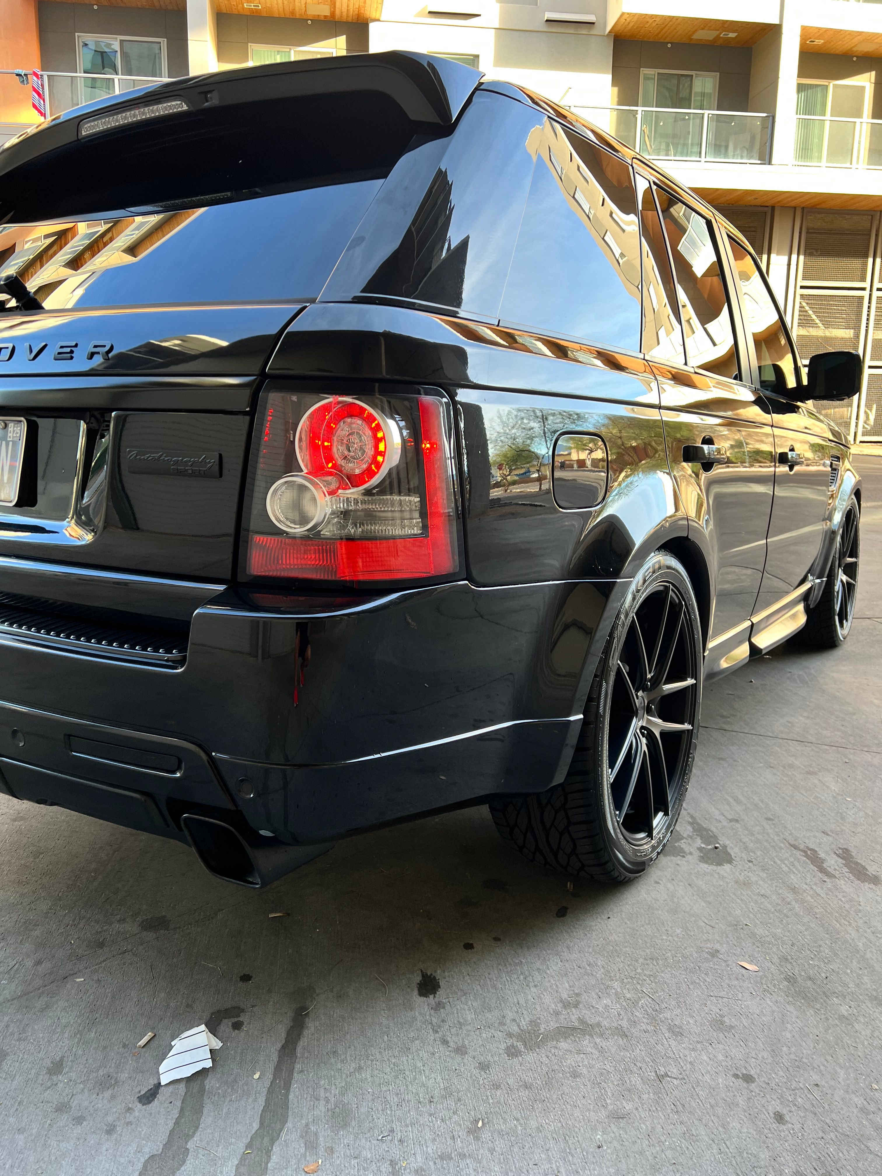 Used 2012 Land Rover Range Rover Sport Autobiography AWD/4WD image 16