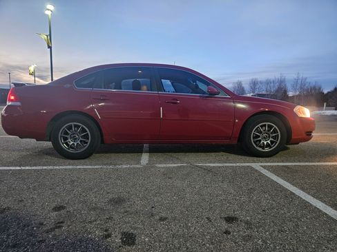 Used 2008 Chevrolet Impala LT w/ Luxury Edition Package image 4