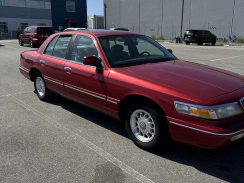 Used 1997 Mercury Grand Marquis LS RWD image 2
