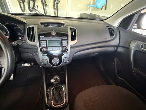 Used 2012 Kia Forte Koup SX FWD image 11