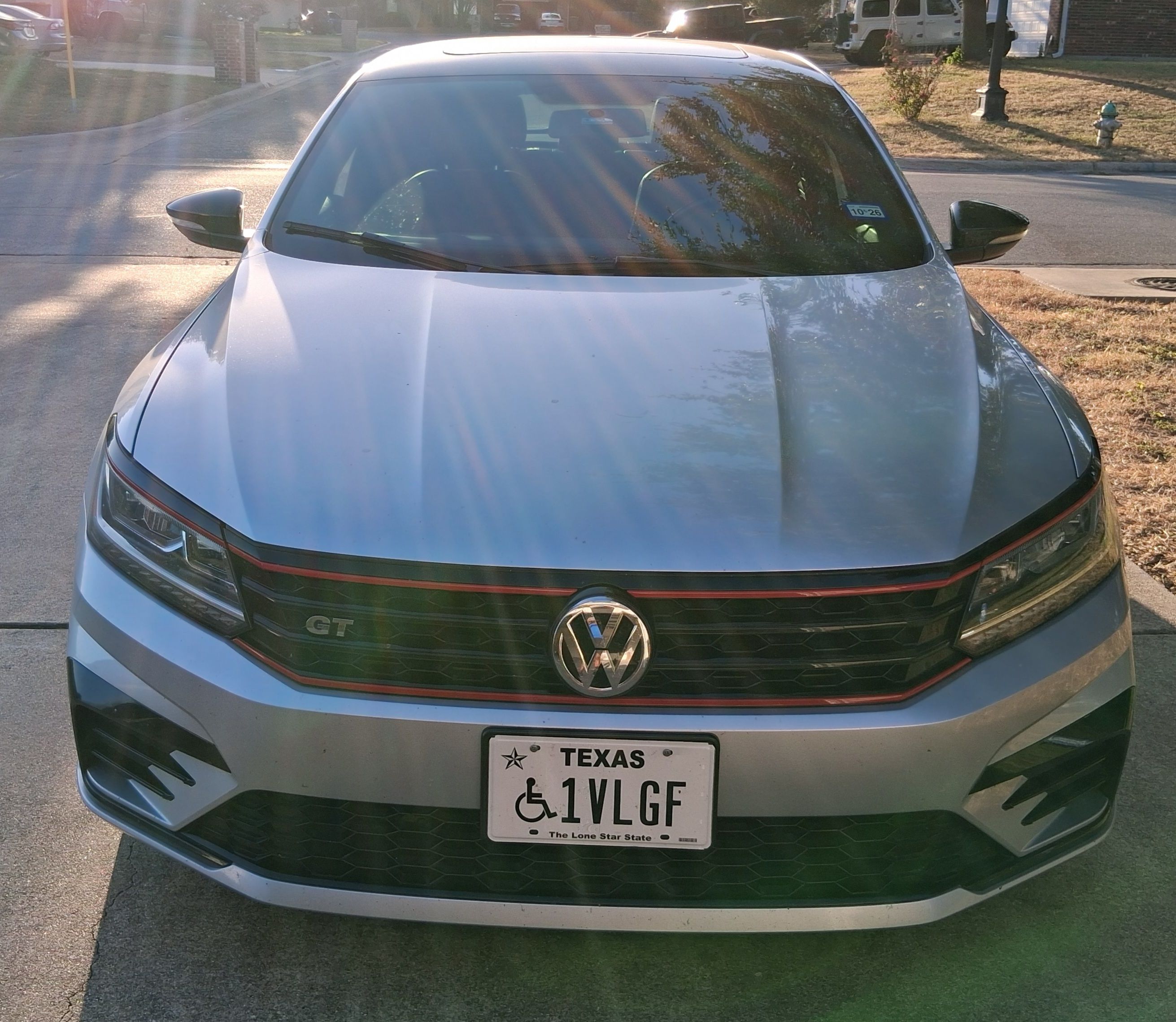 Used 2018 Volkswagen Passat 3.6 FWD image 9