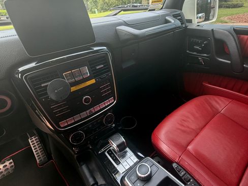 Used 2017 Mercedes-Benz G 63 AMG 4MATIC image 1
