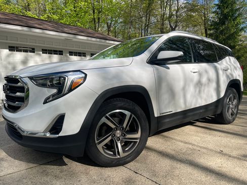 Used 2018 GMC Terrain SLT w/ Preferred Package AWD/4WD image 5