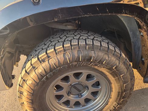 Used 2016 Toyota Tundra SR5 image 10