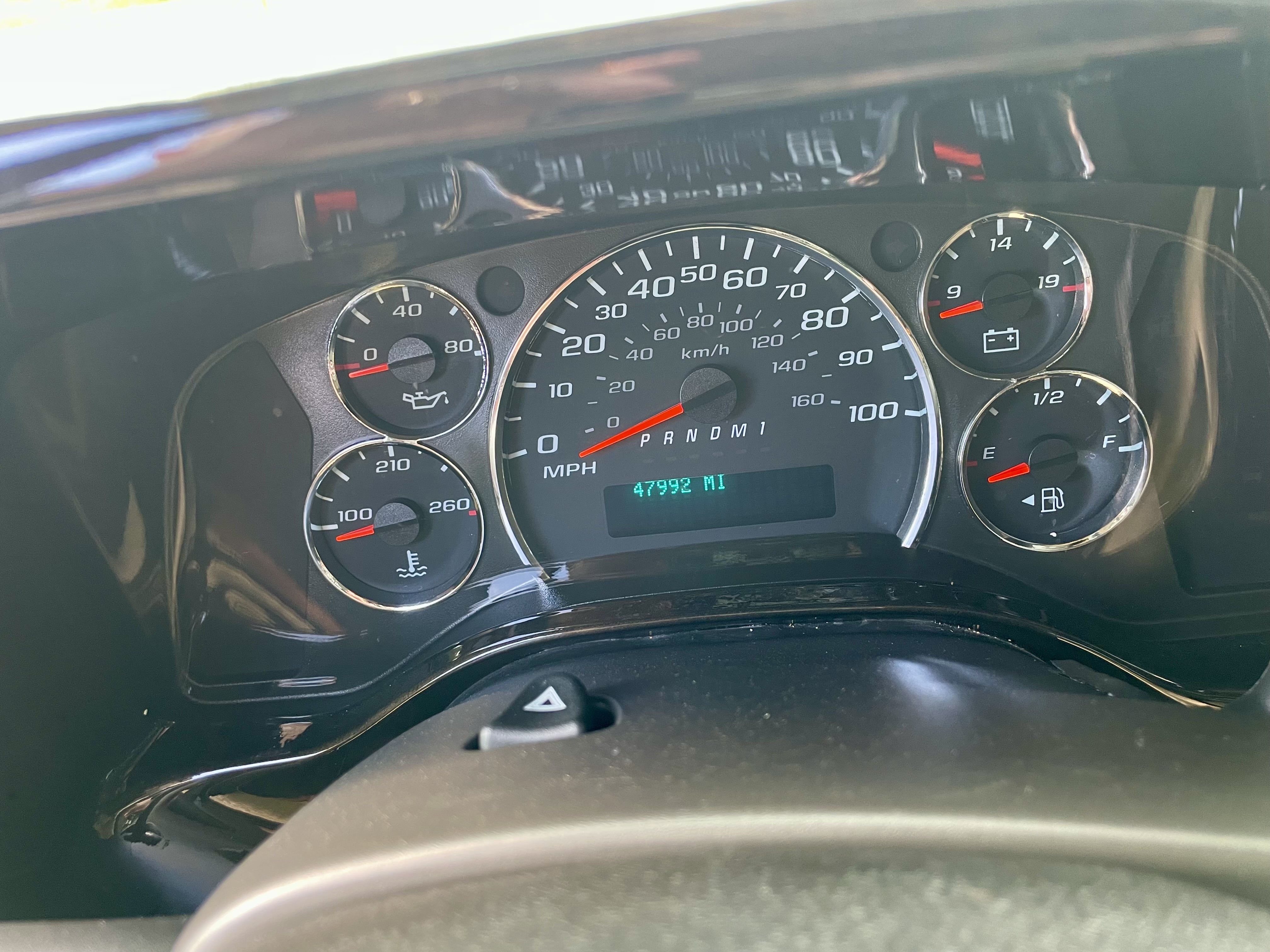 Used 2019 Chevrolet Express 2500 w/ Enhanced Convenience Package RWD image 11