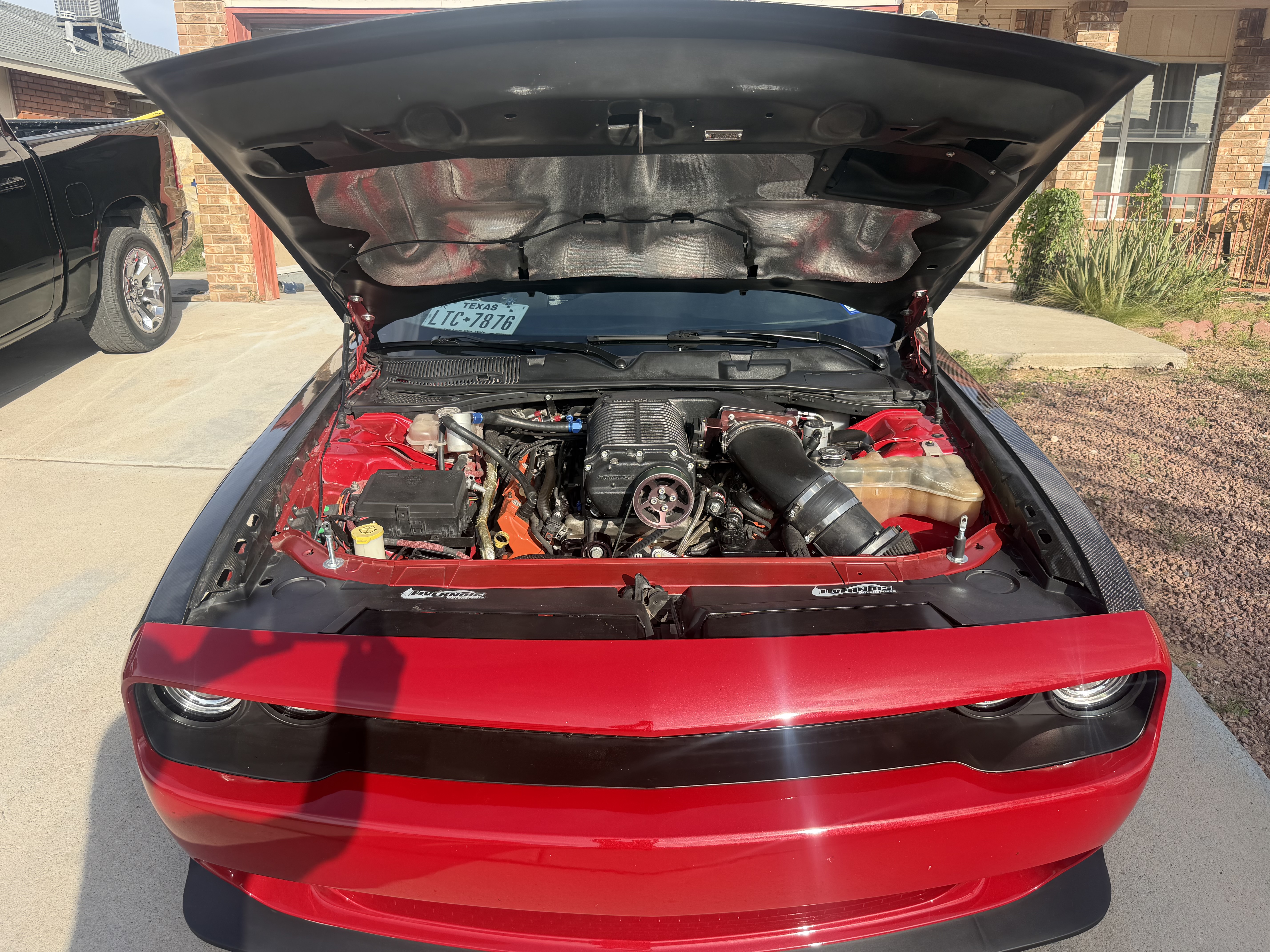 Used 2016 Dodge Challenger SRT Hellcat RWD image 9